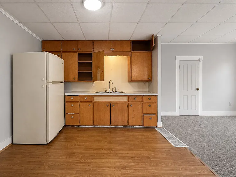 543 Erin St — Photo 17