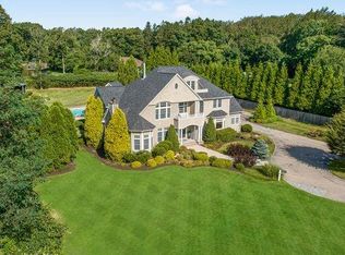 383 Ocean Rd, Narragansett, RI 02882