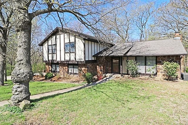 1st image of 1329 Bynum Rd
