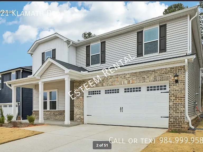 121 Klamath Dr — Photo 2