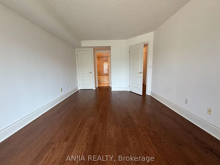 75 York Mills Rd #211 — Photo 14