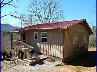 153 Queen Branch Rd, Franklin, NC 28734