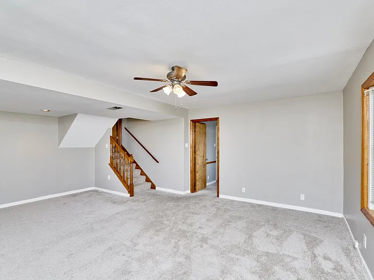 3204 Bristol Hall Dr — Photo 22