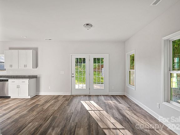 5th image of 7618 E Lane Dr