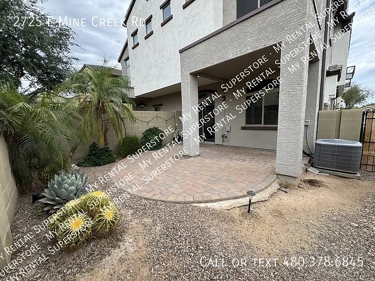 2725 E Mine Creek Rd — Photo 4