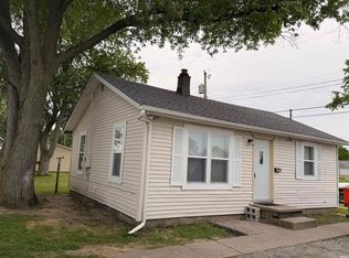 509 1/2 Walnut St, Monticello, IN 47960