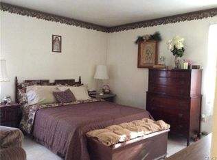 2702 Brunner Rd, Emmaus, PA 18049