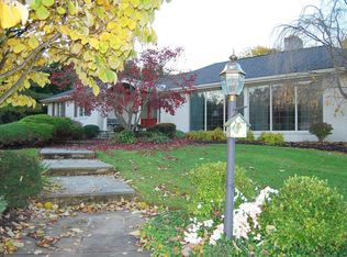 137 Quaker Ln, Haverford, PA 19041