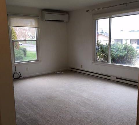 New ductless heat pump/air conditioner