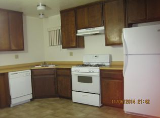 15746 Sequoia Ave APT B, Hesperia, CA 92345