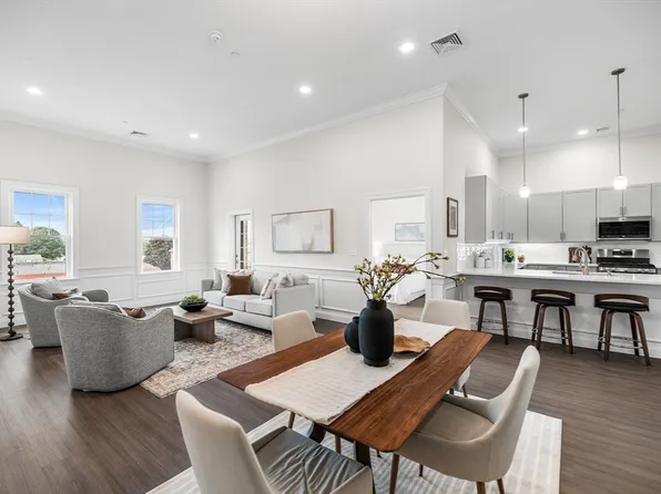 320 Middlesex Ave #B406, Medford, MA 02155