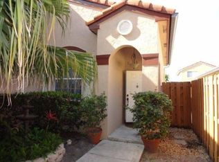 16135 SW 86th Ter, Miami, FL 33193