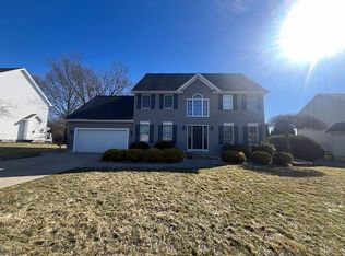 25 Willowbend Dr, Canfield, OH 44406