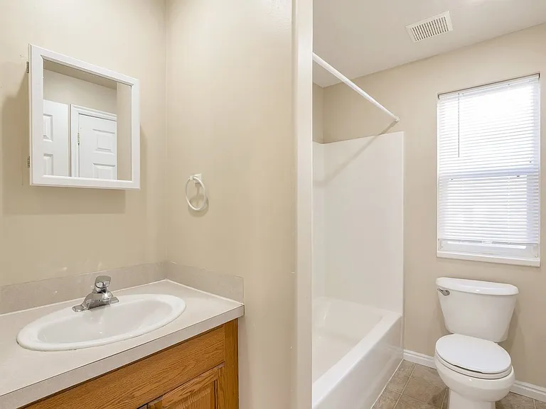 854 Easy St — Photo 12
