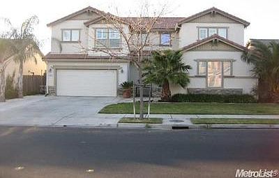 1st image of 1442 Grand Oak Way
