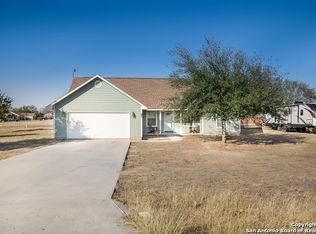 15 Mourning Dove Dr, Lytle, TX 78052
