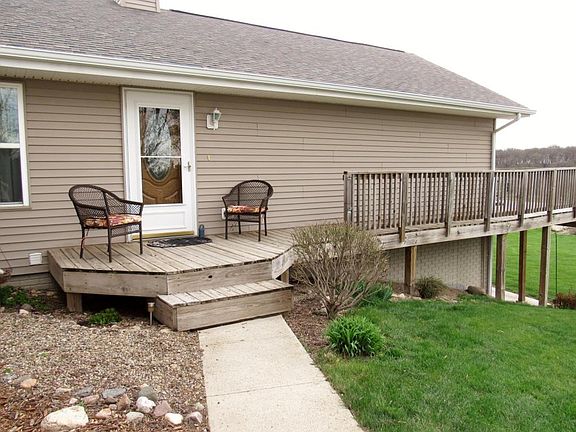 2nd image of 2216 193rd Ave