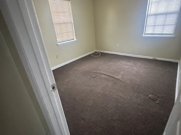 4506 Lakeland Ct — Photo 11