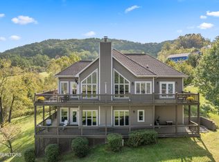159 Garfield Ln, Sharps Chapel, TN 37866