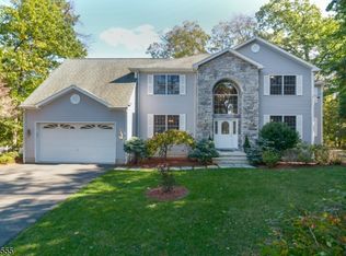 729 Mary Ann Pl, Ridgewood, NJ 07450