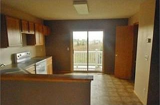 3rd image of 137 19th Ave SE