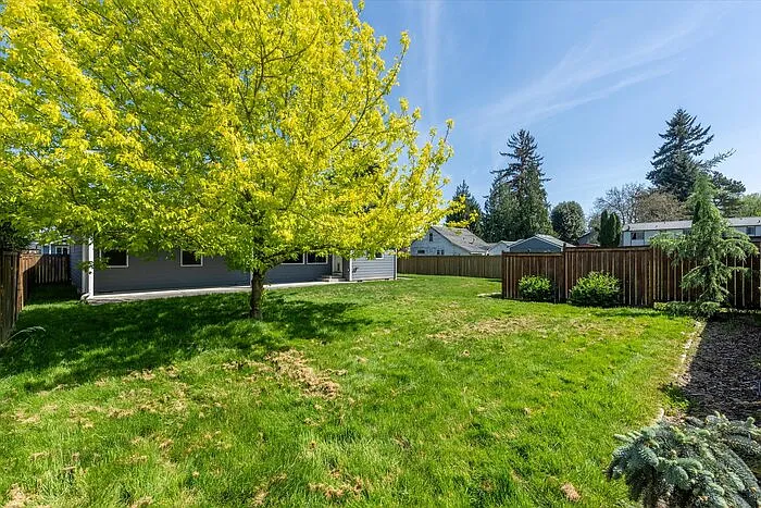 135 Lexington Ave — Photo 39