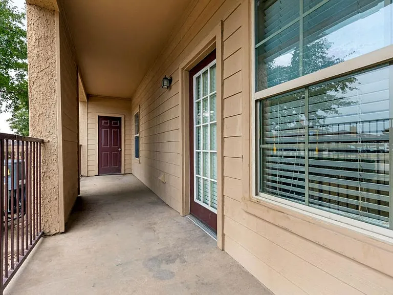 2700 Oak Moor Rd — Photo 15