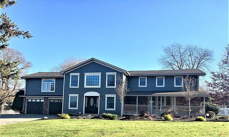 WELL MAINTAINED SPACIOUS HOME ON BEAUTIFUL LOT