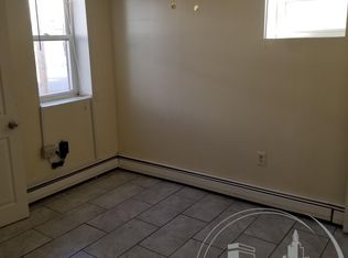 34 Grotto Ave #1, Pawtucket, RI 02860