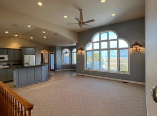 1124 Alta Vista Dr, Rapid City, SD 57701