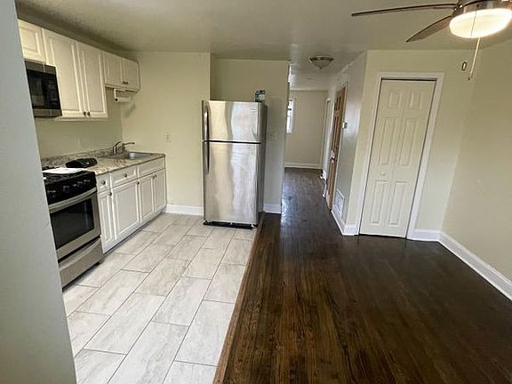 4th image of 3802 W Bay Ave Floor 2