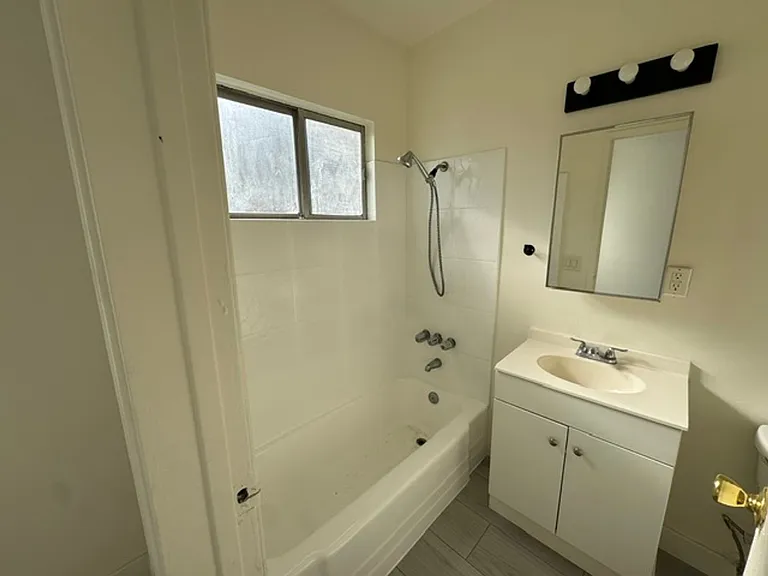 225 W. Palmetto Dr — Photo 6