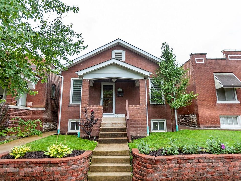 1st image of 4662 Dahlia Ave
