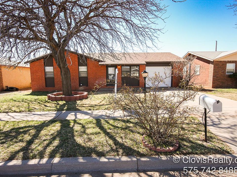 1st image of 212 Tucker Cir