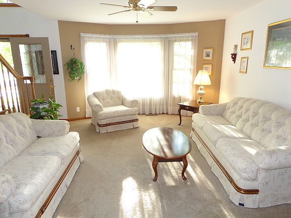 4th image of 103 Sharon Ct