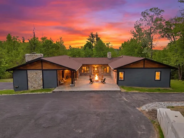 4 Washington Drive, Amherst, NH 03031