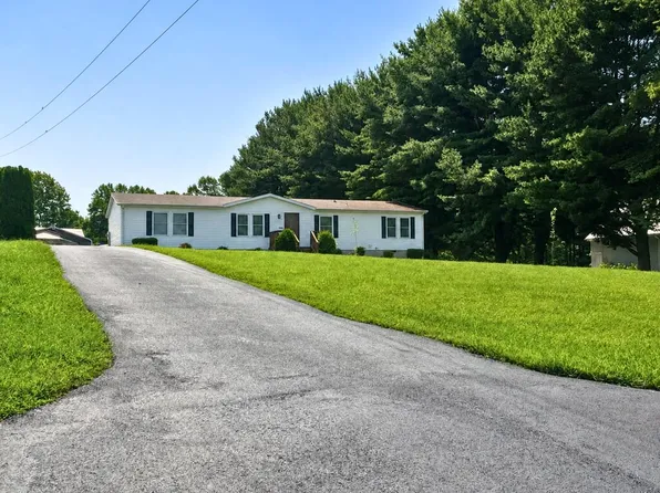 10106 Spring Creek Rd, Cookeville, TN 38506
