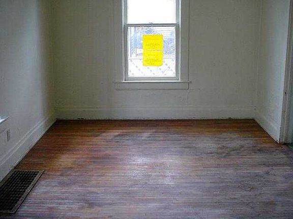 4th image of 651 Stebbins St