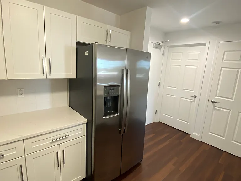 3100 Bergenline Ave #402 — Photo 6