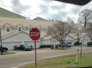 1805 Irish Hill Dr #4-4-4, Biloxi, MS 39531