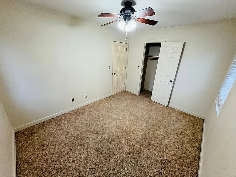 4623 Bruce Ave — Photo 12
