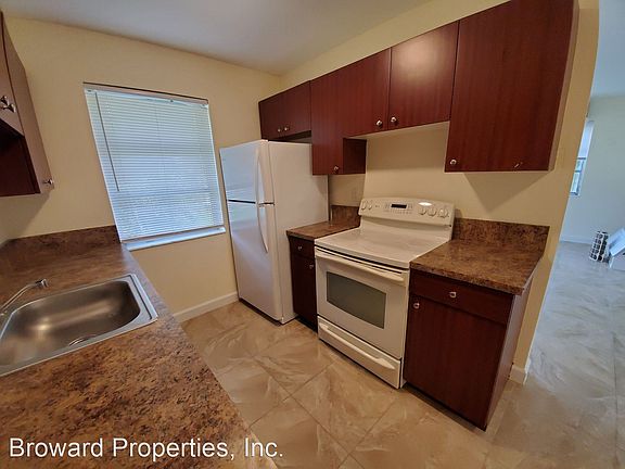 2nd image of 2020 SW 63rd Ave N