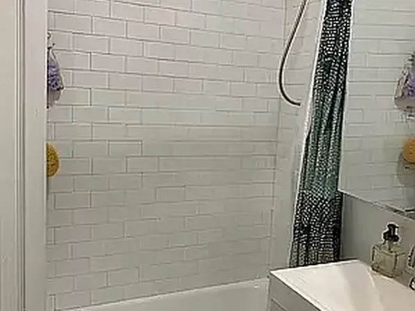 445 East 78th Street 2B image 5 of 5