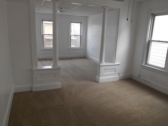 5th image of 77-79 Glen Ave #77B