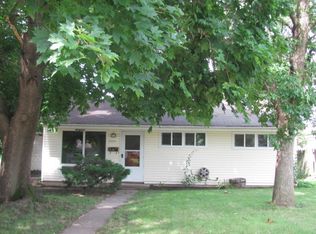 2006 Canal St, Rock Falls, IL 61071