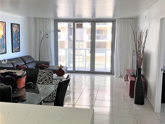 2nd image of 5701 Collins Ave APT 1119