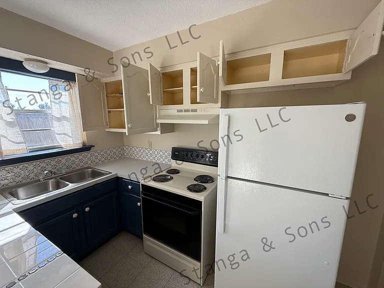 104 Michelle Pl #D — Photo 9