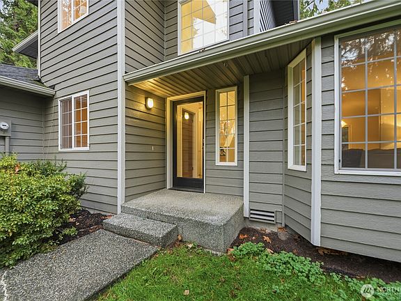 5th image of 1209 177th Avenue NE