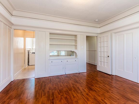 3rd image of 2614 Gough St #5
