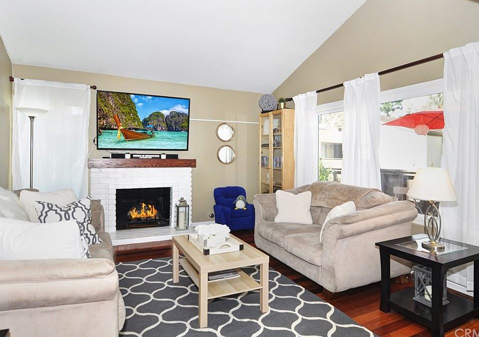 1st image of 1322 Cabrillo Park Dr APT G
